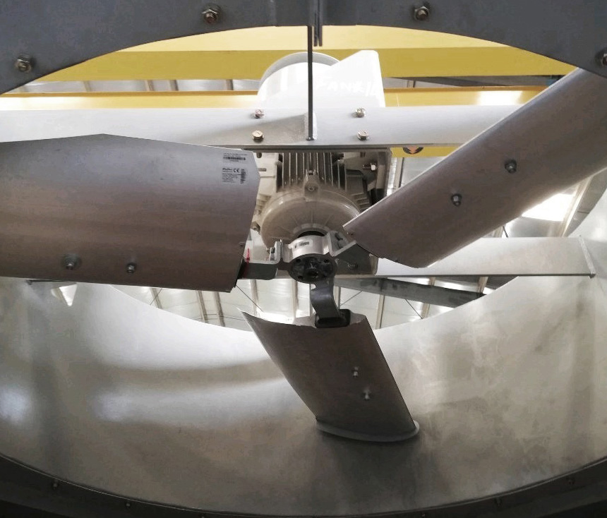 SML Series fan installed in a real cooling installation